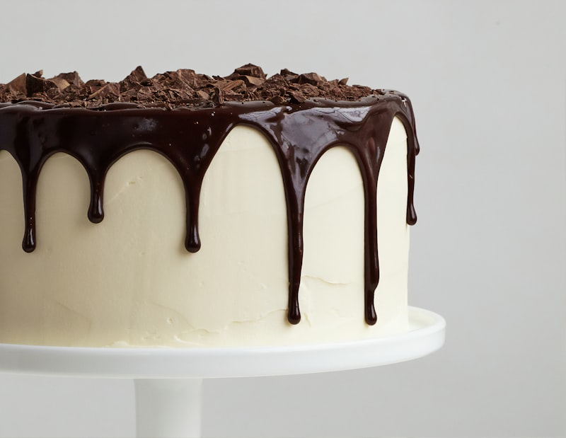 Gâteau d'occasion joliment décoré
