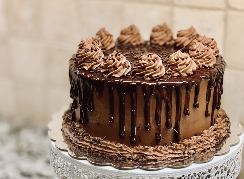 Gâteau d'occasion élaboré, décoré avec soin